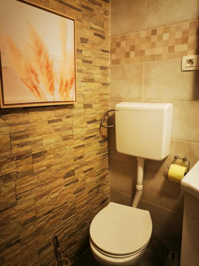 Attica Apartment Πούλα Εξωτερικό φωτογραφία