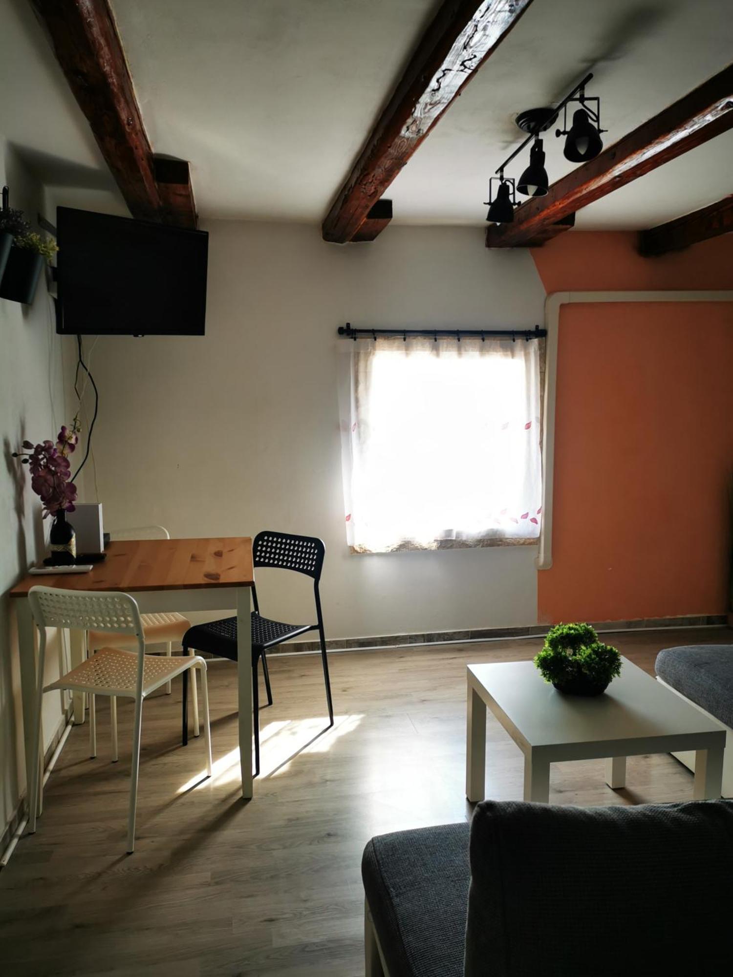 Attica Apartment Πούλα Εξωτερικό φωτογραφία